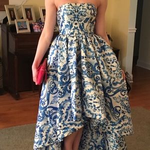 Selling another prom dress :) fits 25 in waist